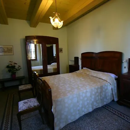 Donna Laura Apartment
